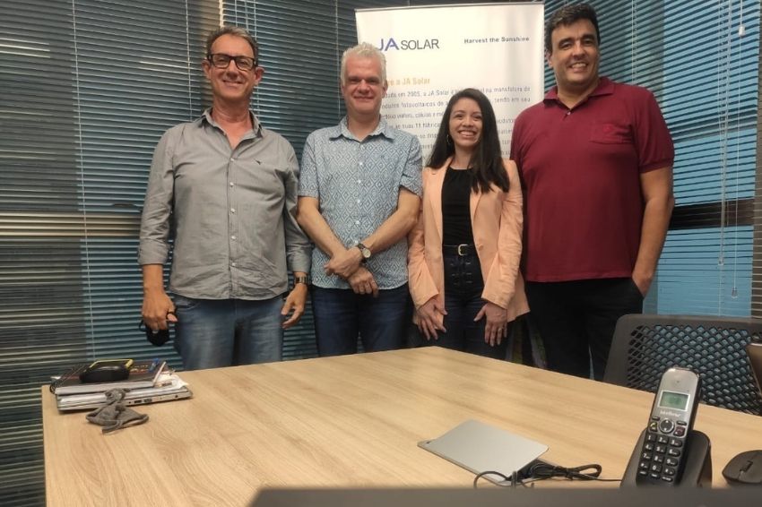 Nova equipe da JA Solar