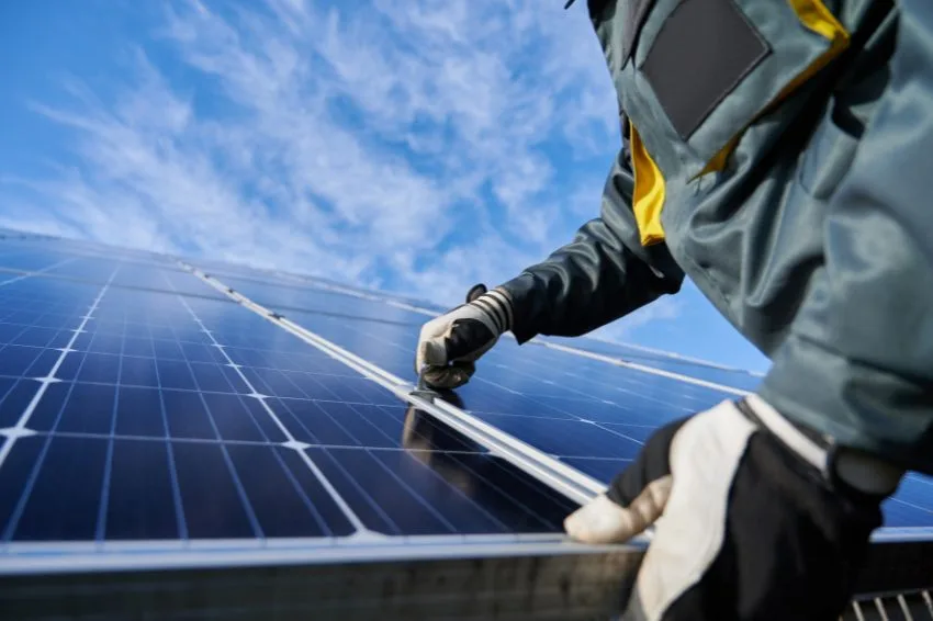 CANAL SOLAR Medidores inteligentes de energia em sistemas fotovoltaicos