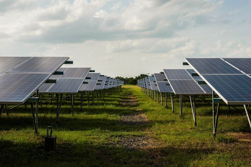 ndústria do RS investe $4,5 milhões para construção de usina de energia solar fotovoltaica