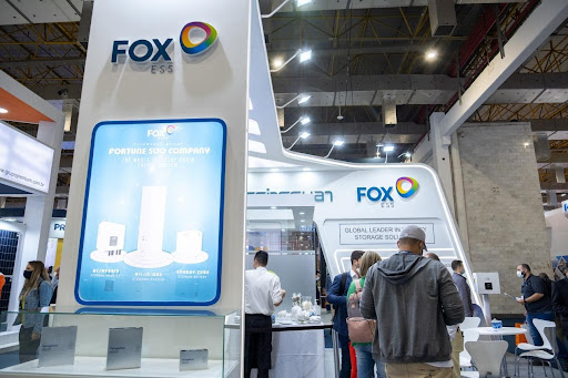 Estande da FoxESS na Intersolar South America. Foto: FoxESS/divulgação