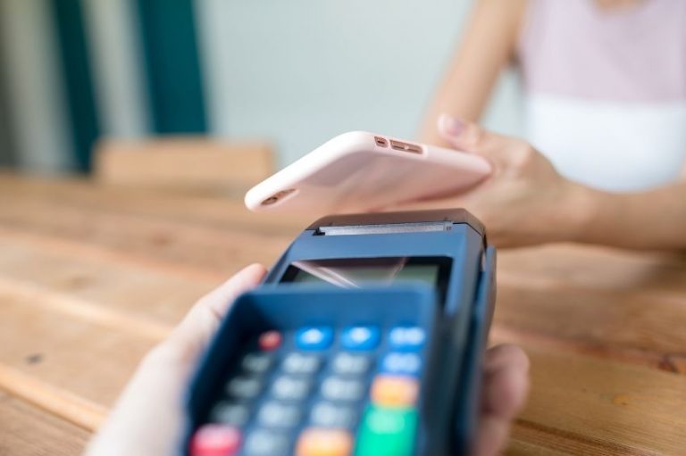 Transformação digital dos meios de pagamento e mudanças de hábito do consumidor