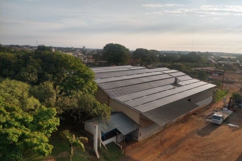 Canal Solar Uso de clips ARaymond acelera instalação de usina