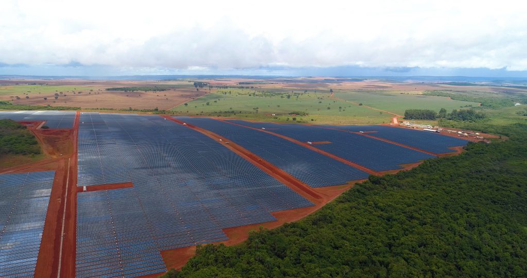 A planta possui mais de 180 módulos fotovoltaicos. Foto: Reprodução