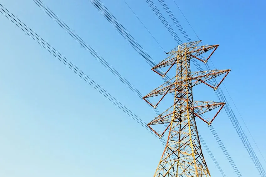 Baterias podem minimizar problemas em torres de transmissão