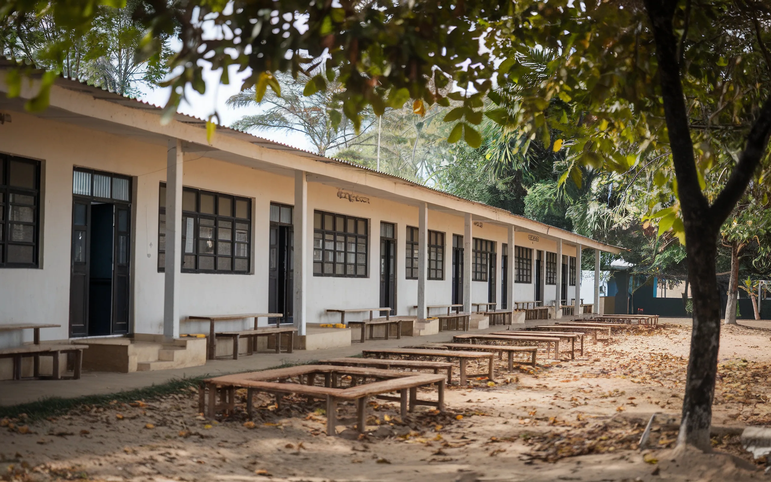 Escolas ribeirinhas recebem instalação de sistemas de energia solar