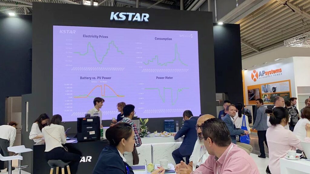 Estande da Kstar na Intersolar Europe, realizada em Munique, na Alemanha. Foto: Reprodução