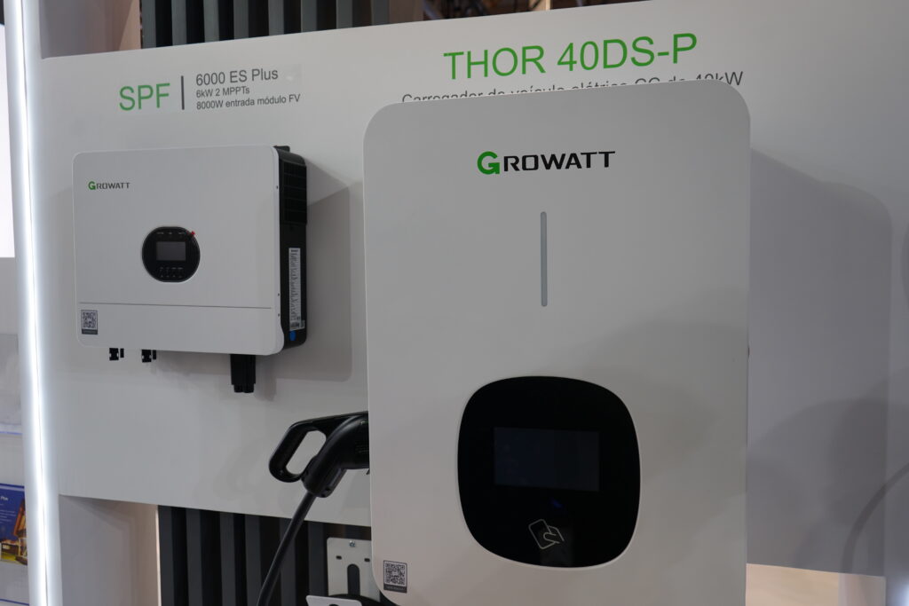 Inversor SPF 6000ES Plus Off-Grid e carregador para VEs da Growatt. Foto: Canal Solar