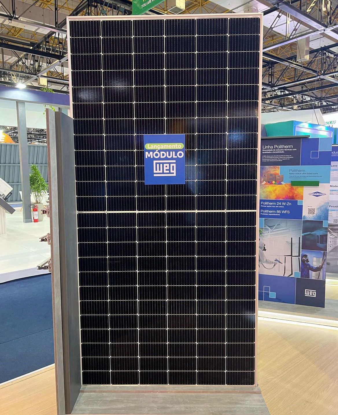 Módulo fotovoltaico WPV da WEG. Foto: WEG/Divulgação