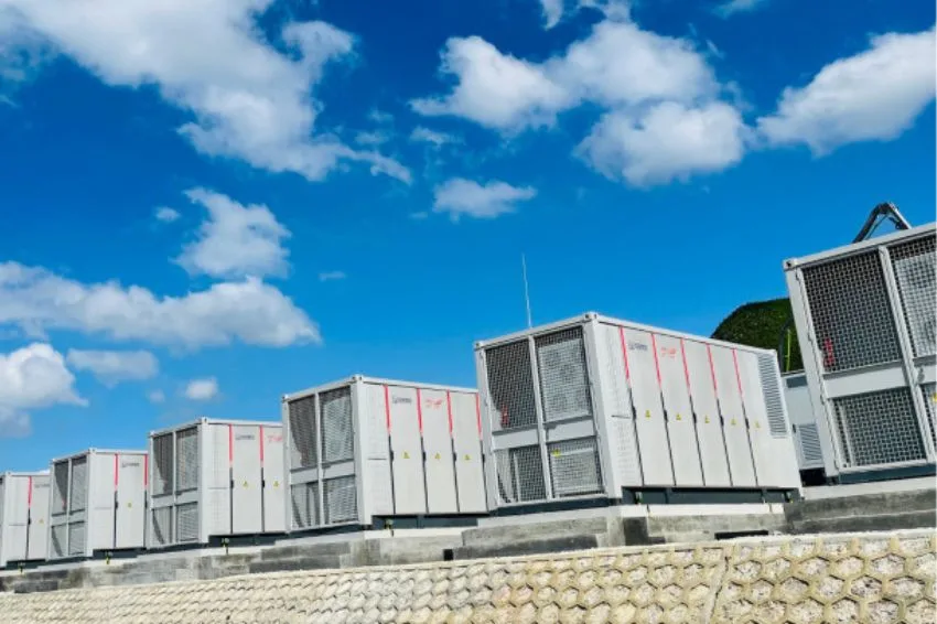 Energia solar Canal Solar Kehua é listada pela BNEF como fabricante Tier 1 em soluções de armazenamento