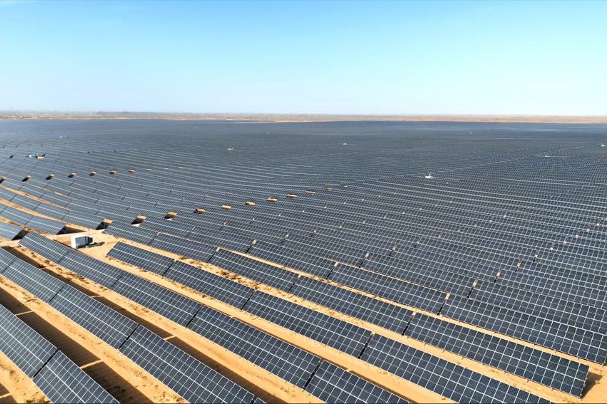 Usina de utility-scale de 300 MW. Imagem: Sofar/Reprodução