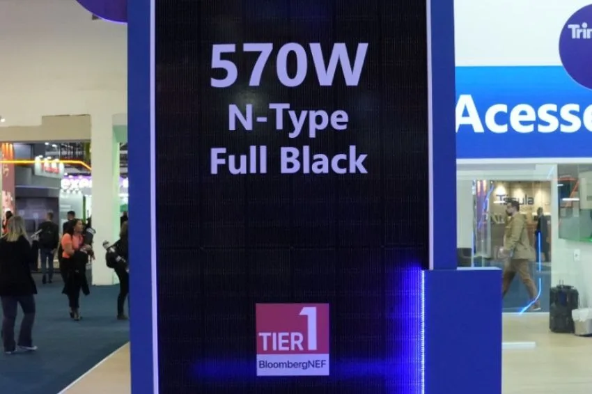 Módulo Full Black de 570 W da Sunova chega ao mercado brasileiro