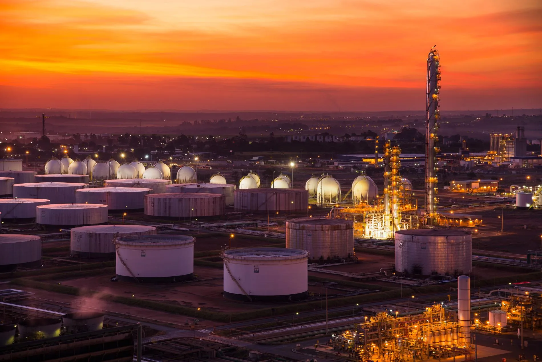 Petrobras destinará US$ 4,3 bilhões para energia solar e eólica onshore