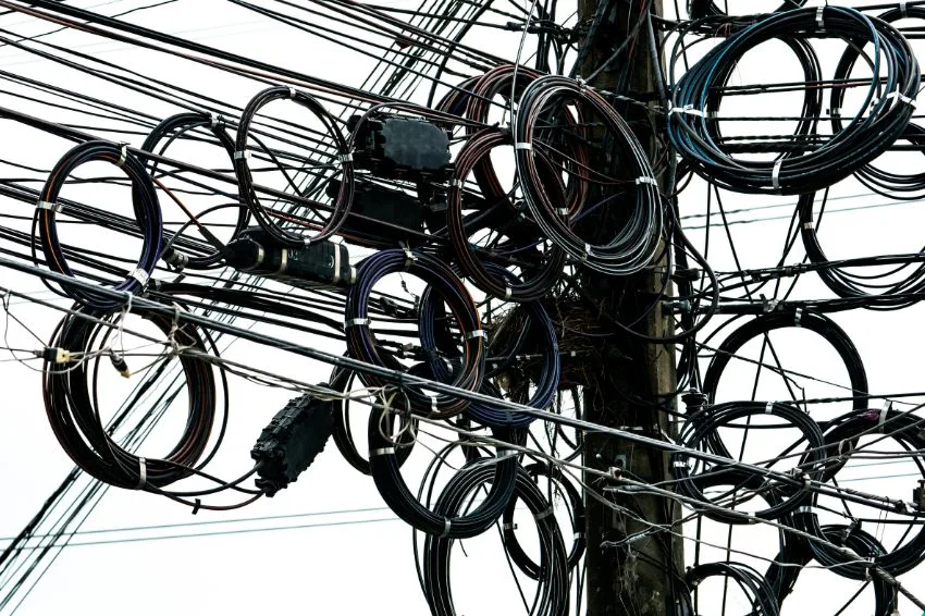 Canal Solar - CPFL Paulista furtos e fraudes de energia somam quase 30 mil casos em 2024