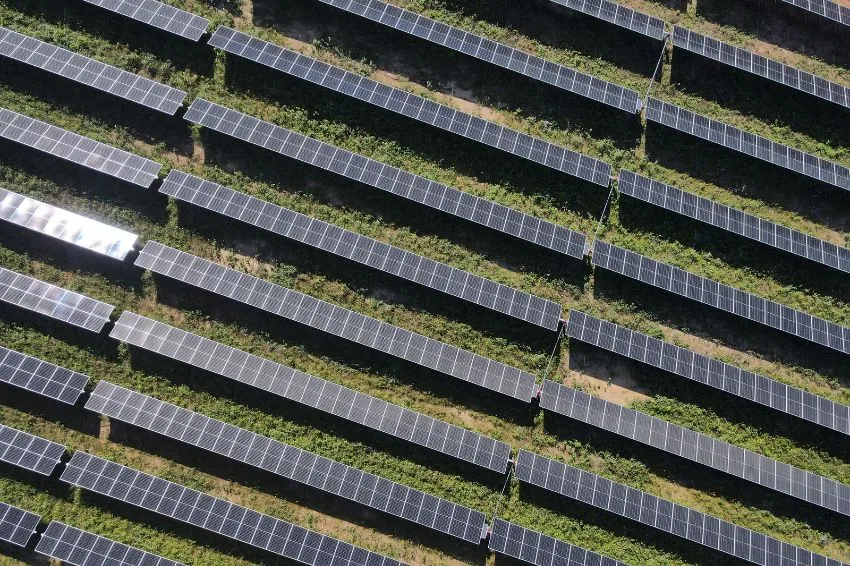 Energia solar deverá crescer 25% e ultrapassar 64 GW em 2025