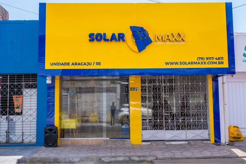 Solar Maxx amplia presença nacional com novas lojas físicas