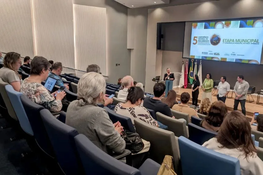 Conferência busca solução para emergências climáticas no Brasil