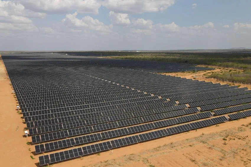 Conjunto FV de 752,7 MW da ENGIE inicia operação comercial da primeira usina