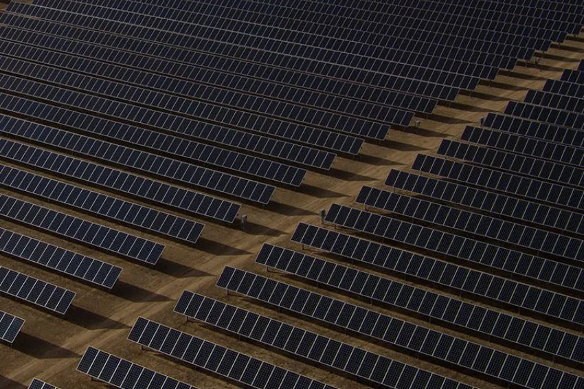 Investimento em transição energética bate recorde e atinge US$ 2,1 trilhões