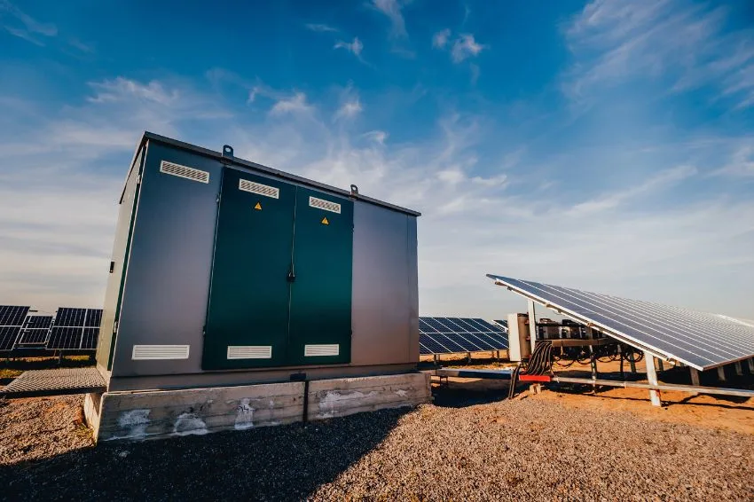 Mercado global de armazenamento de energia adicionou 175,4 GWh em 2024