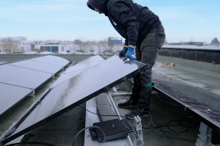 Futuro da energia solar: ‘2025 é o ano dos sistemas híbridos e de armazenamento’