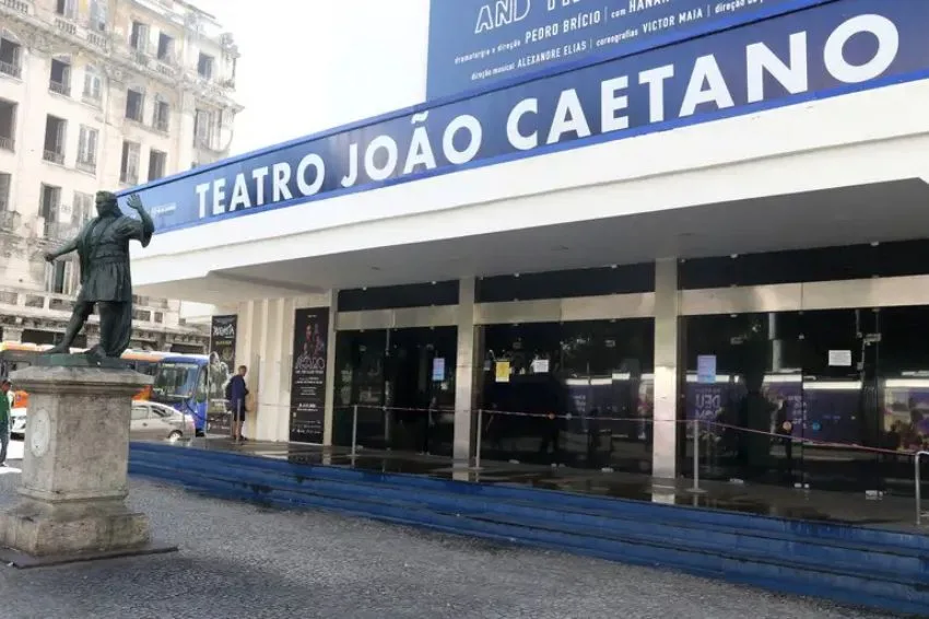Teatros e museus do Rio de Janeiro vão operar com energia solar