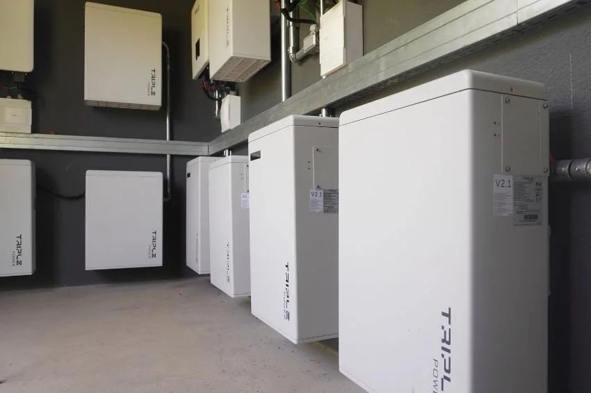 Bateria para sistema solar entenda se vale a pena instalar
