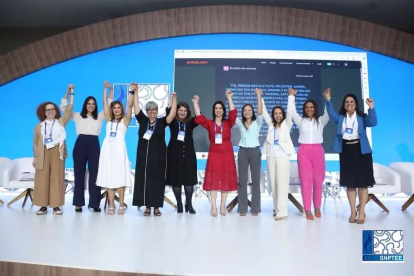 Comitê de Mulheres do CIGRE-Brasil promove encontro em comemoração ao Dia Internacional da Mulher