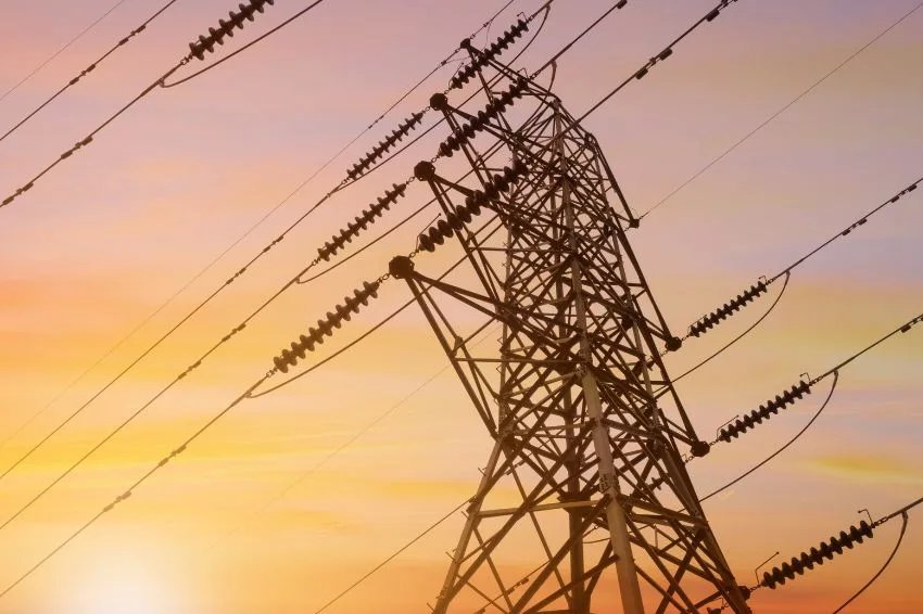 Consumo mensal de energia elétrica atinge maior patamar da história