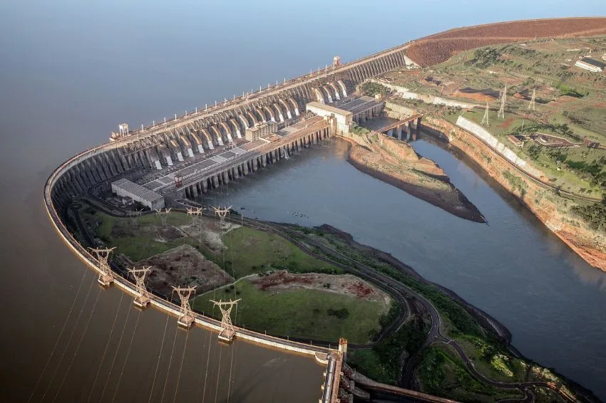 Governo publica decreto para evitar aumento de 6% na tarifa em 2025