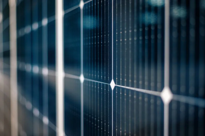 Trina Solar lança módulo tandem de 800 W
