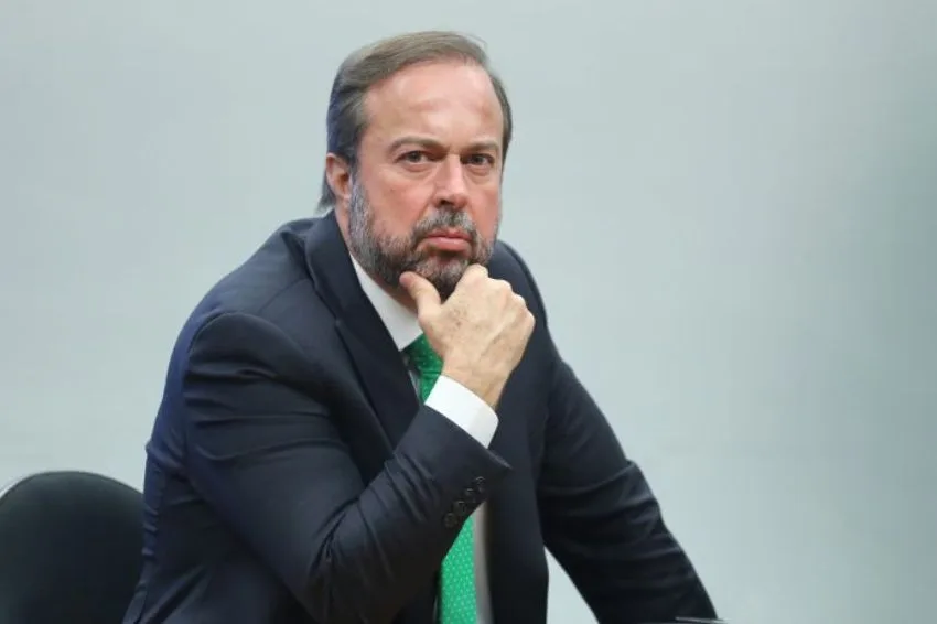 Governo suspende leilão de capacidade em meio a disputas judiciais