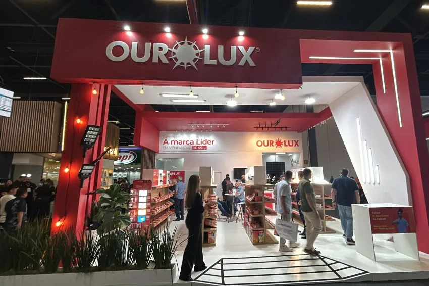 Ourolux marca presença em principal evento de construção civil na América Latina