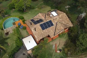Consumidores residenciais investem em baterias para fugir das quedas de energia e ter mais autonomia