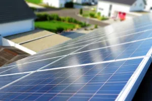 Distributed solar energy: a historic opportunity or a risk of setback for Brazil