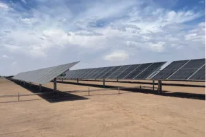 CANAL SOLAR - Peu inicia operação comercial da maior usina solar do país em Arequipa