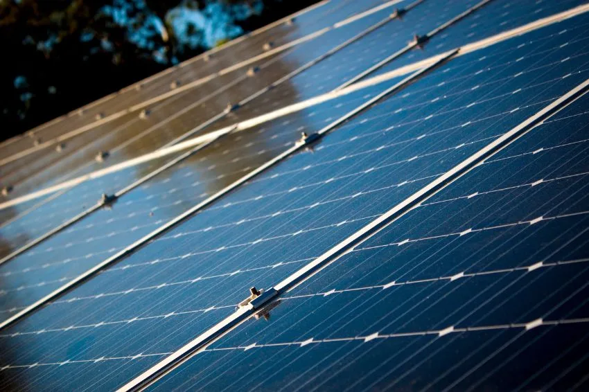 Electy e Natura vão levar energia limpa a 260 mil consultoras de beleza