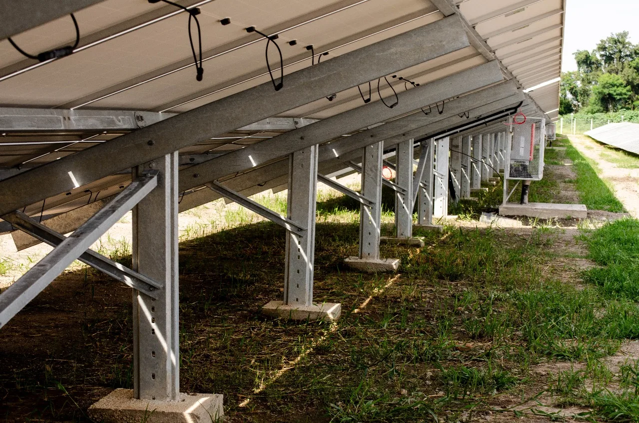 Metal Light investe em estruturas robustas e modulares para projetos fotovoltaicos