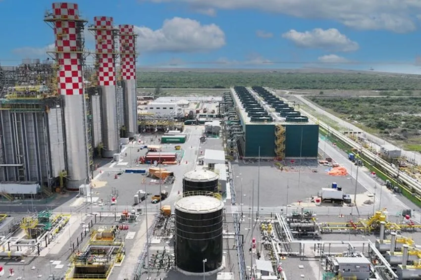 Brasil inaugura maior usina termelétrica a gás natural da América Latina