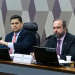Canal Solar - Indicações para agências reguladoras selam trégua entre Alcolumbre e Silveira