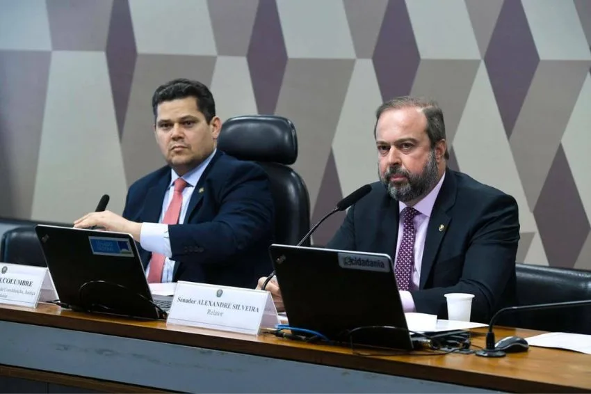 Canal Solar - Indicações para agências reguladoras selam trégua entre Alcolumbre e Silveira