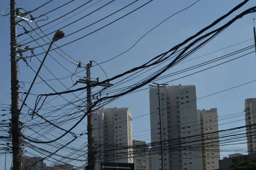 Canal Solar - Nova lei endurece penas para furto e roubo de cabos elétricos