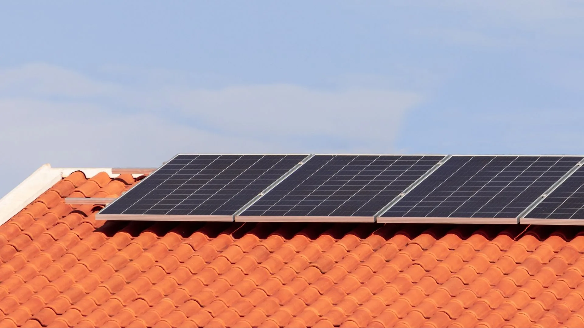 Canal Solar - Chamber discusses complaints against distributors in the application of Law 14.300