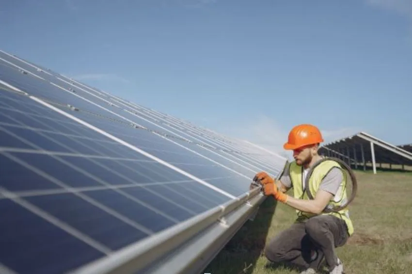 EDP lança edital com R$ 650 mil para energia solar em organizações sociais