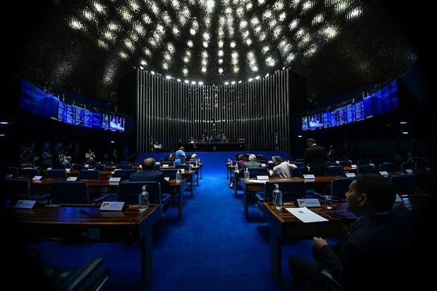 Canal Solar - MP 1300 é aprovada também no Senado e segue para sanção presidencial