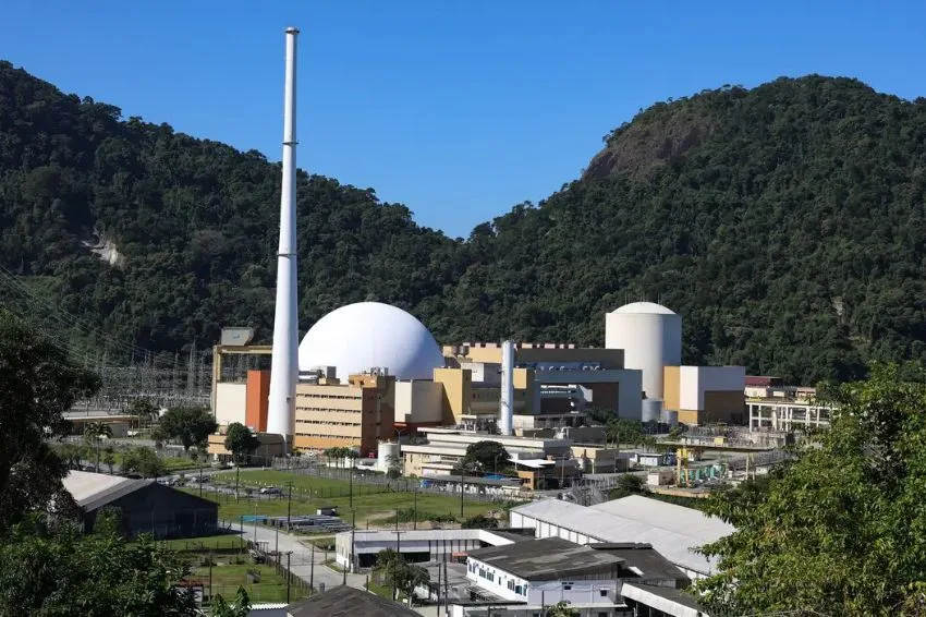 Canal Solar - Eletrobras vende participação total na Eletronuclear por R$ 535 milhões