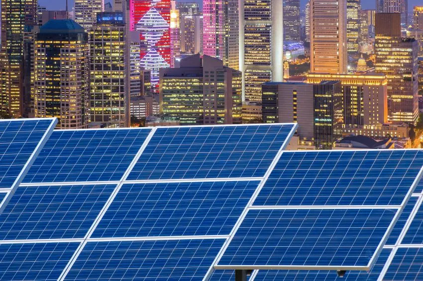 China lidera transição energética na solar, eólica e eletromobilidade