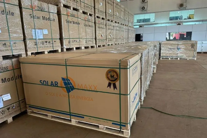 Canal Solar - Clientes da Solar Maxx criam páginas na internet para denunciar empresa