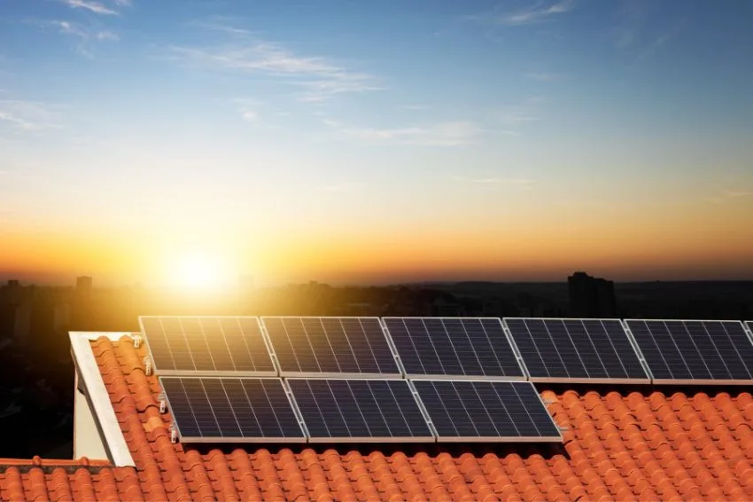 Além do preço: o valor real da confiança no mercado solar