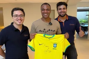 Solis entrega solução híbrida de armazenamento na casa de Denílson Show