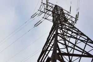 MME anuncia leilões bilionários de transmissão para 2026 com foco em renováveis